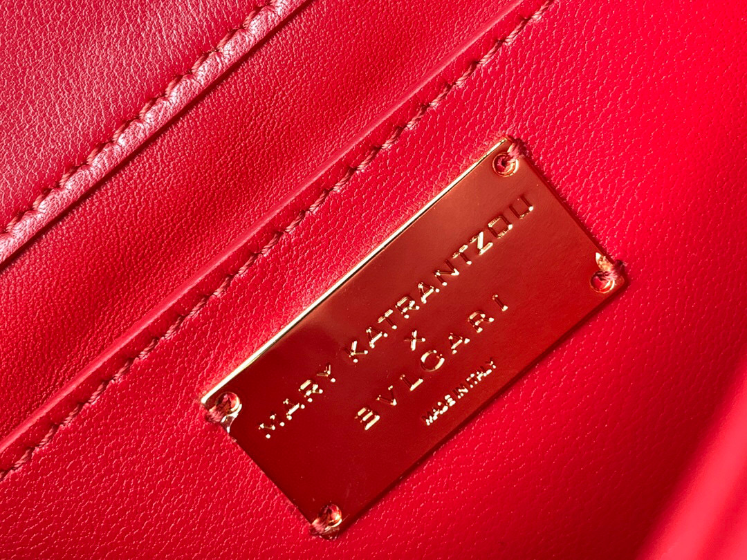 B*l*ai shoulder bag