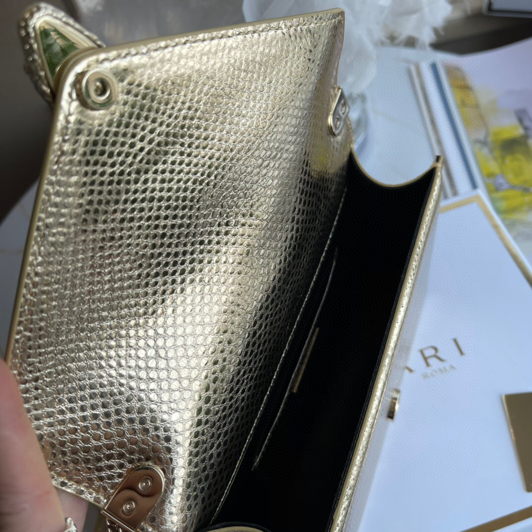 B*l*ai shoulder bag