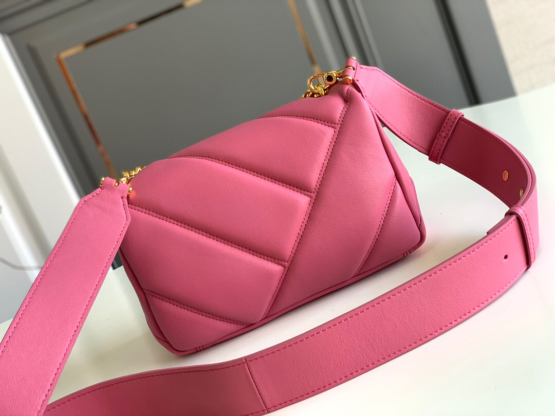 B*l*ai shoulder bag