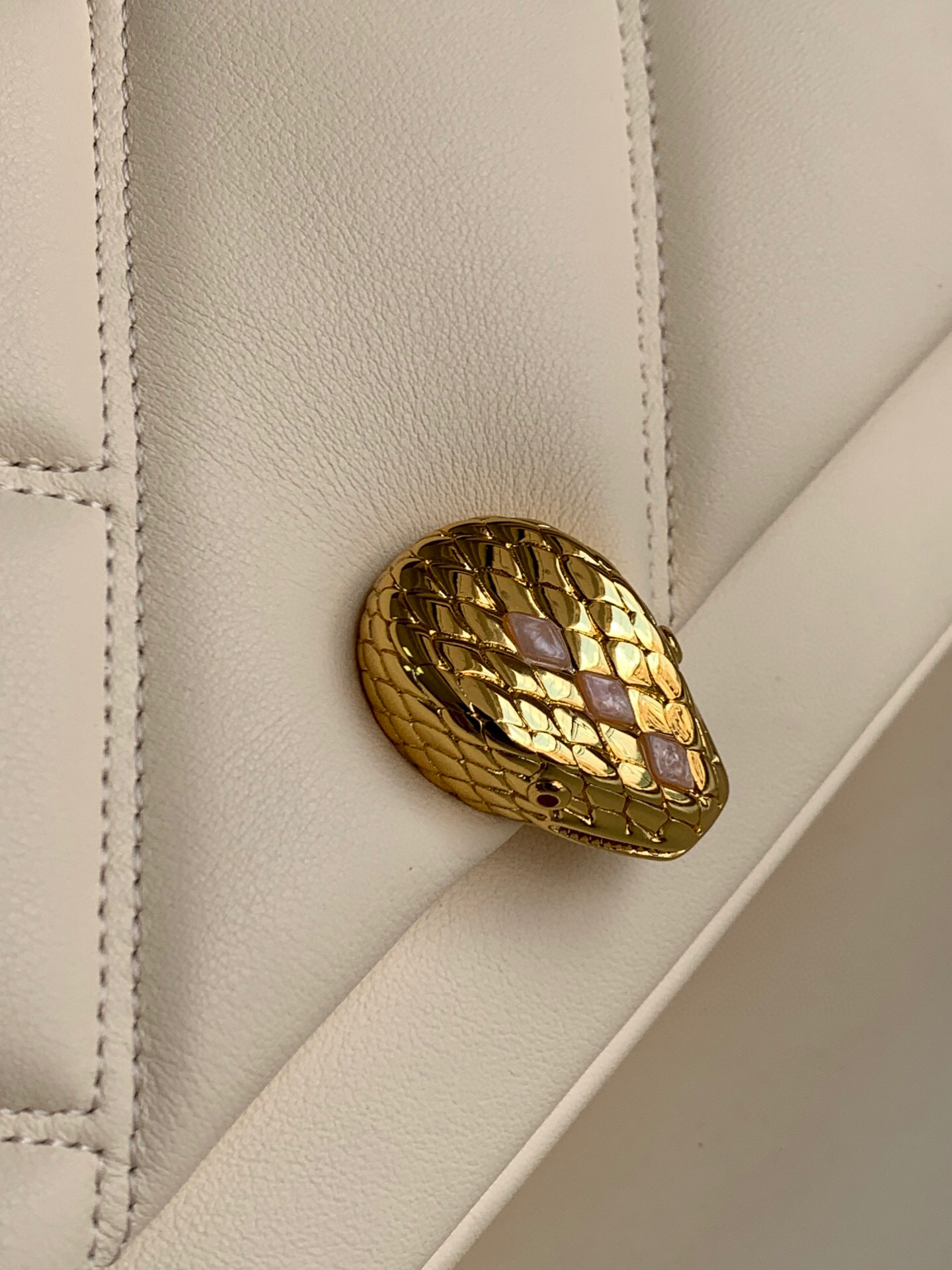 B*l*ai shoulder bag