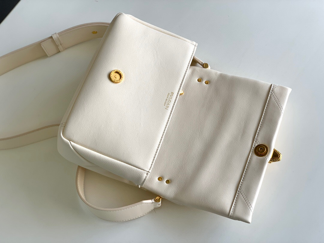 B*l*ai shoulder bag