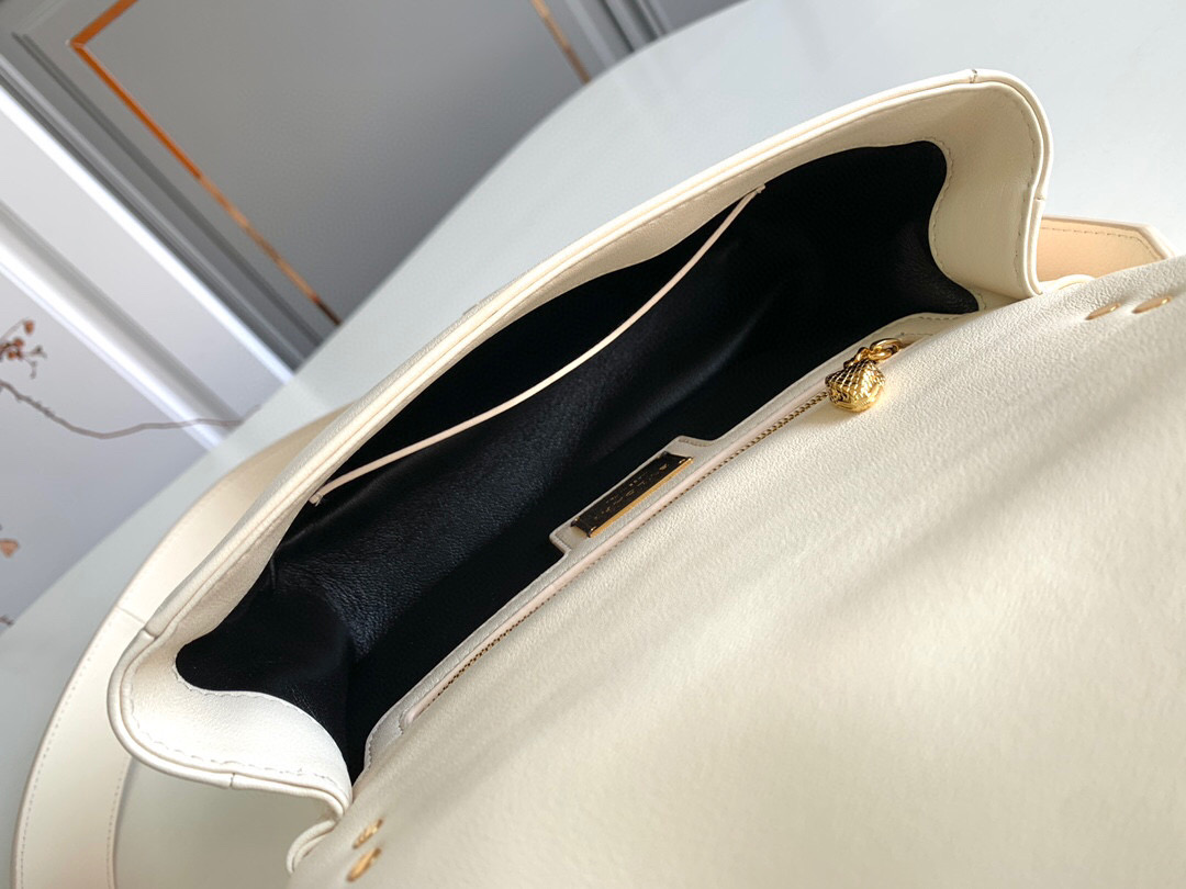B*l*ai shoulder bag