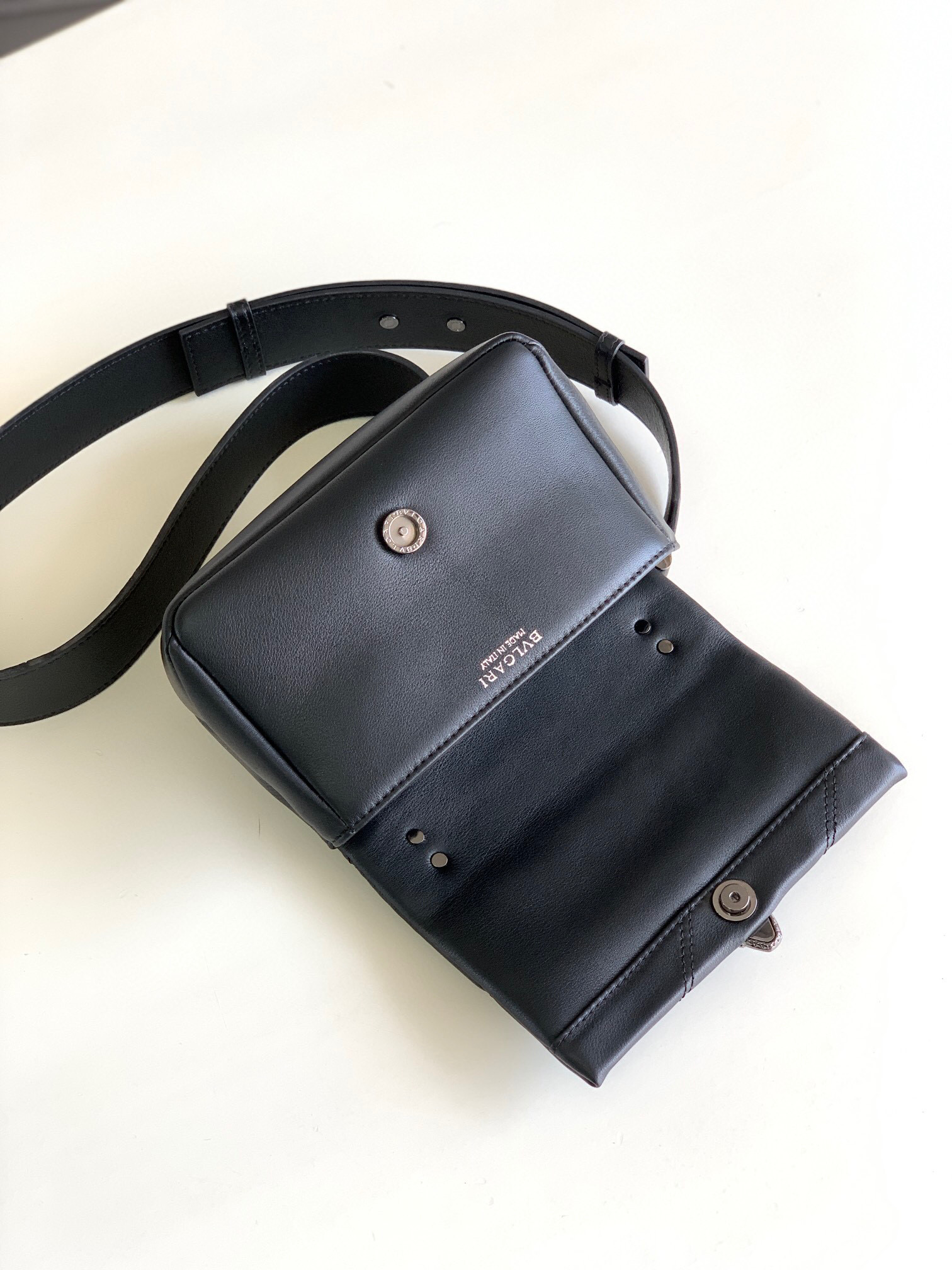B*l*ai shoulder bag
