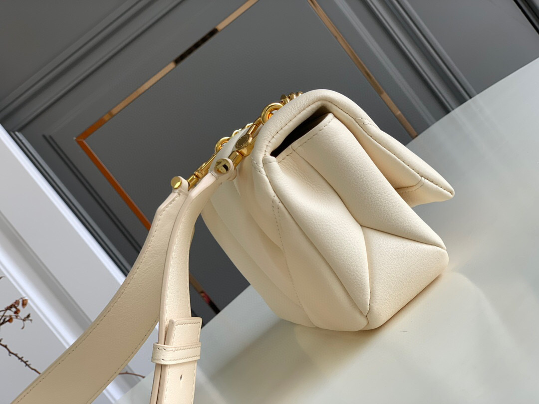 B*l*ai shoulder bag