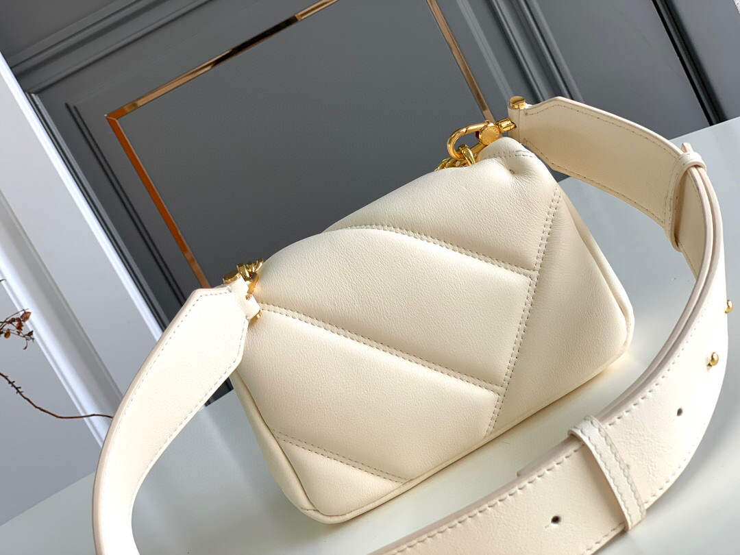 B*l*ai shoulder bag