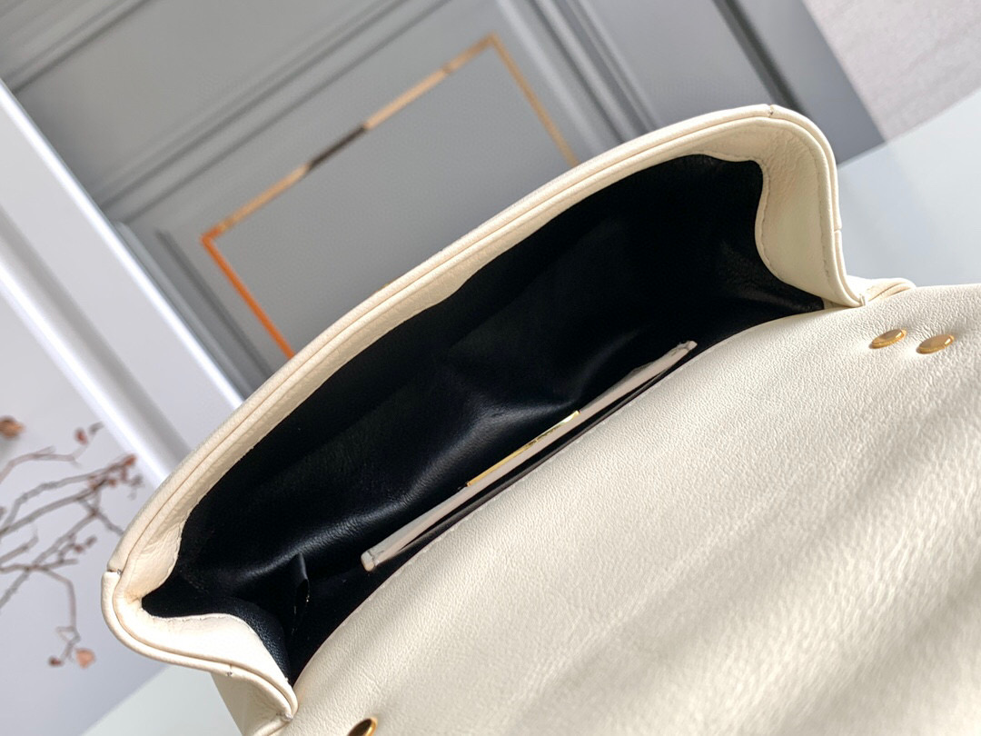 B*l*ai shoulder bag