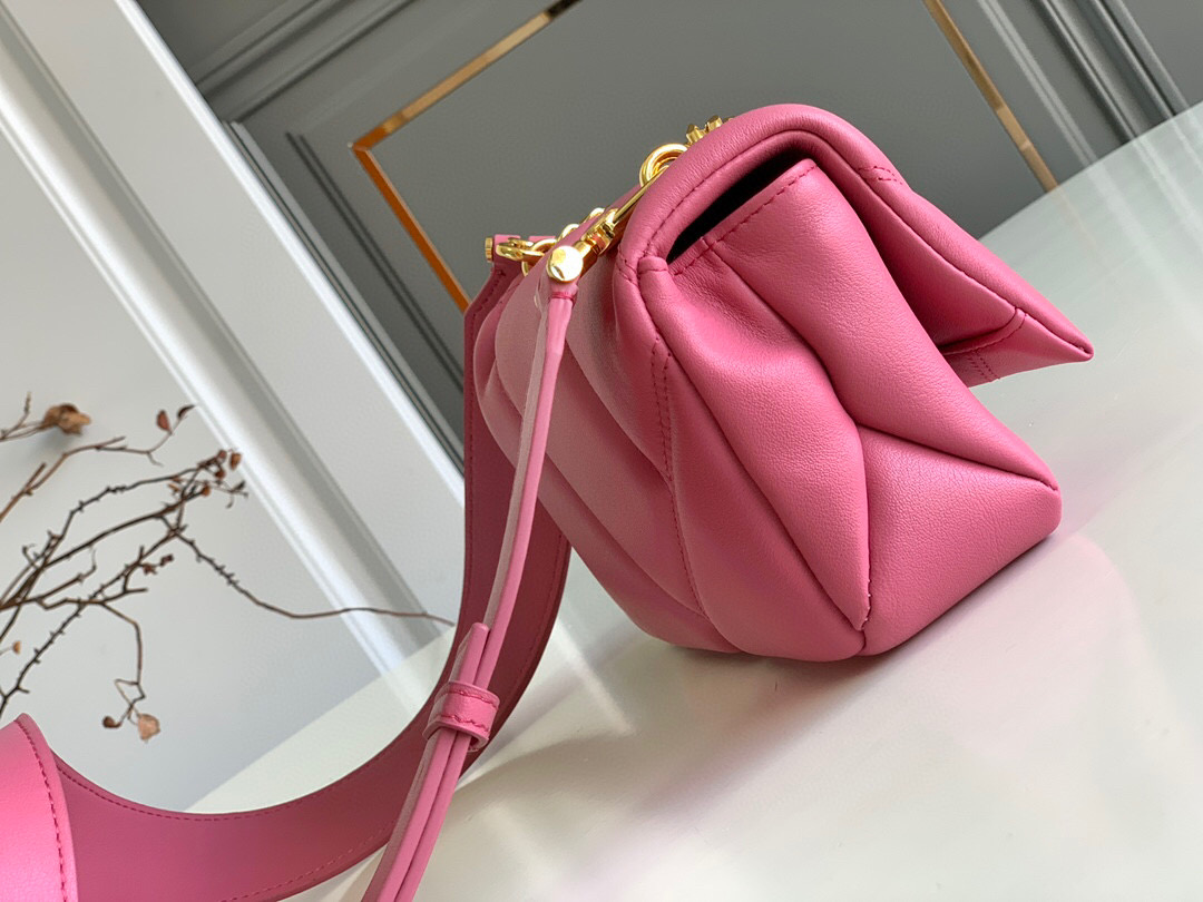 B*l*ai shoulder bag