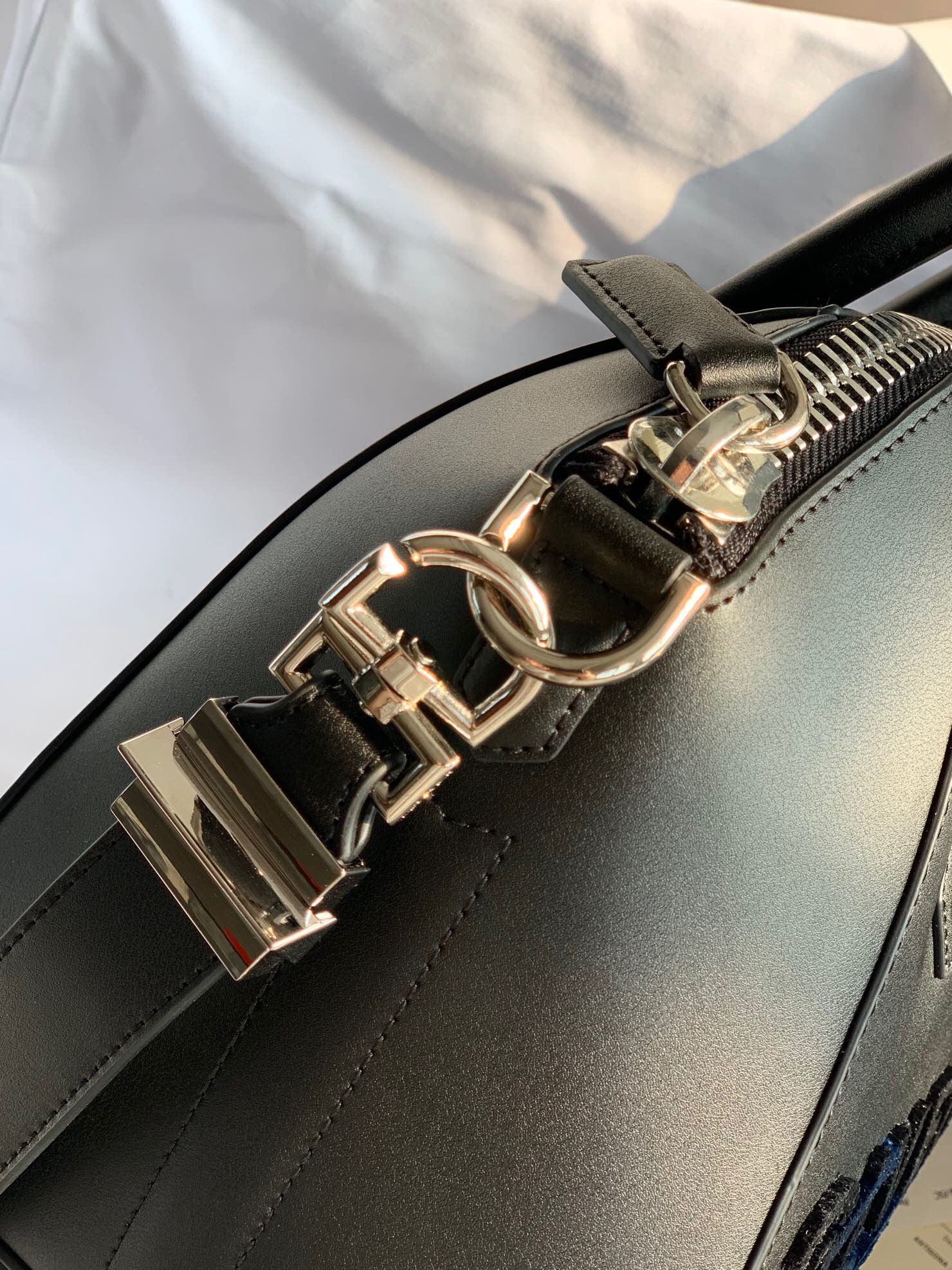 Givenchy Antigona Medium