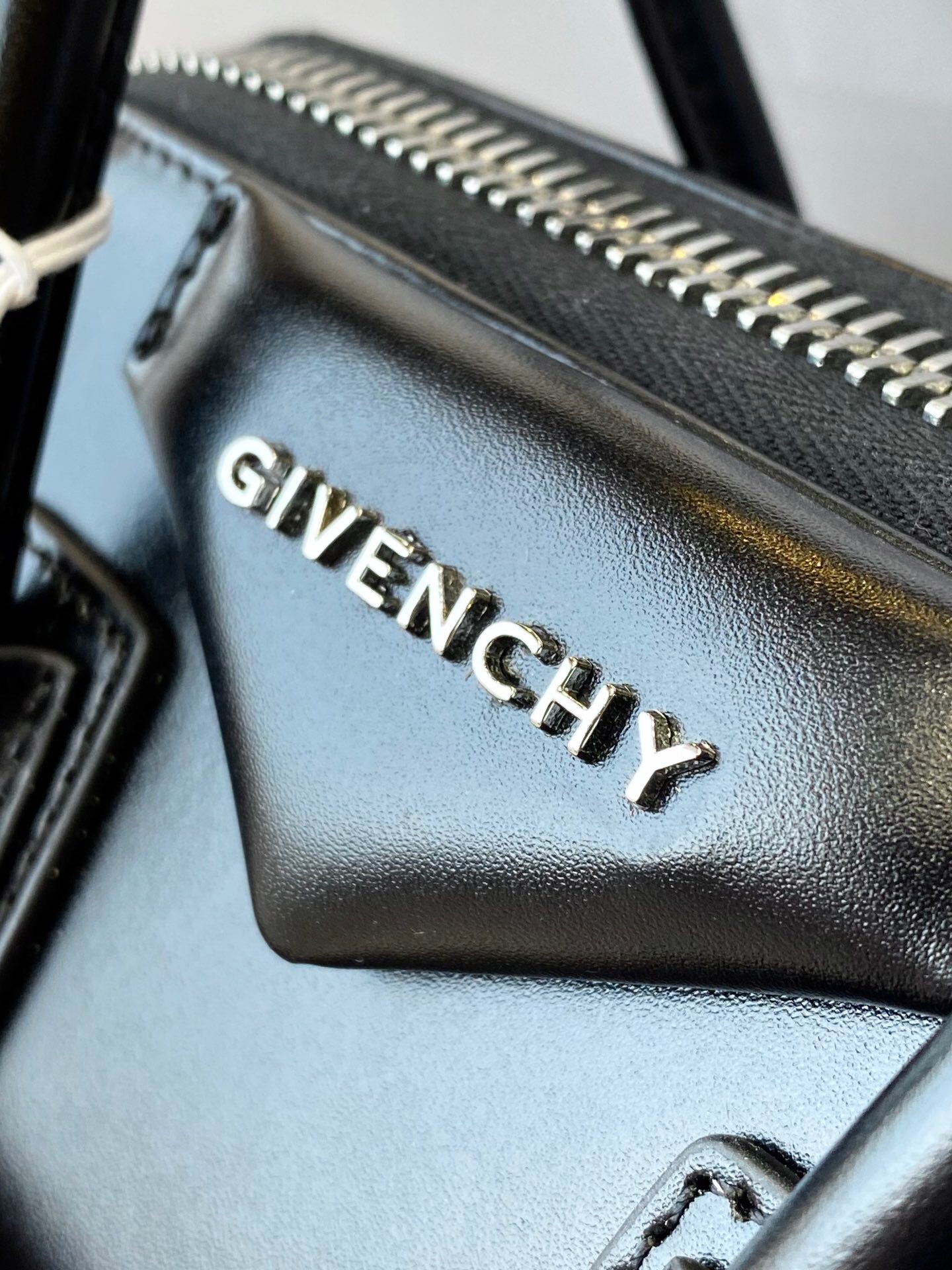 Givenchy Antigona Mini