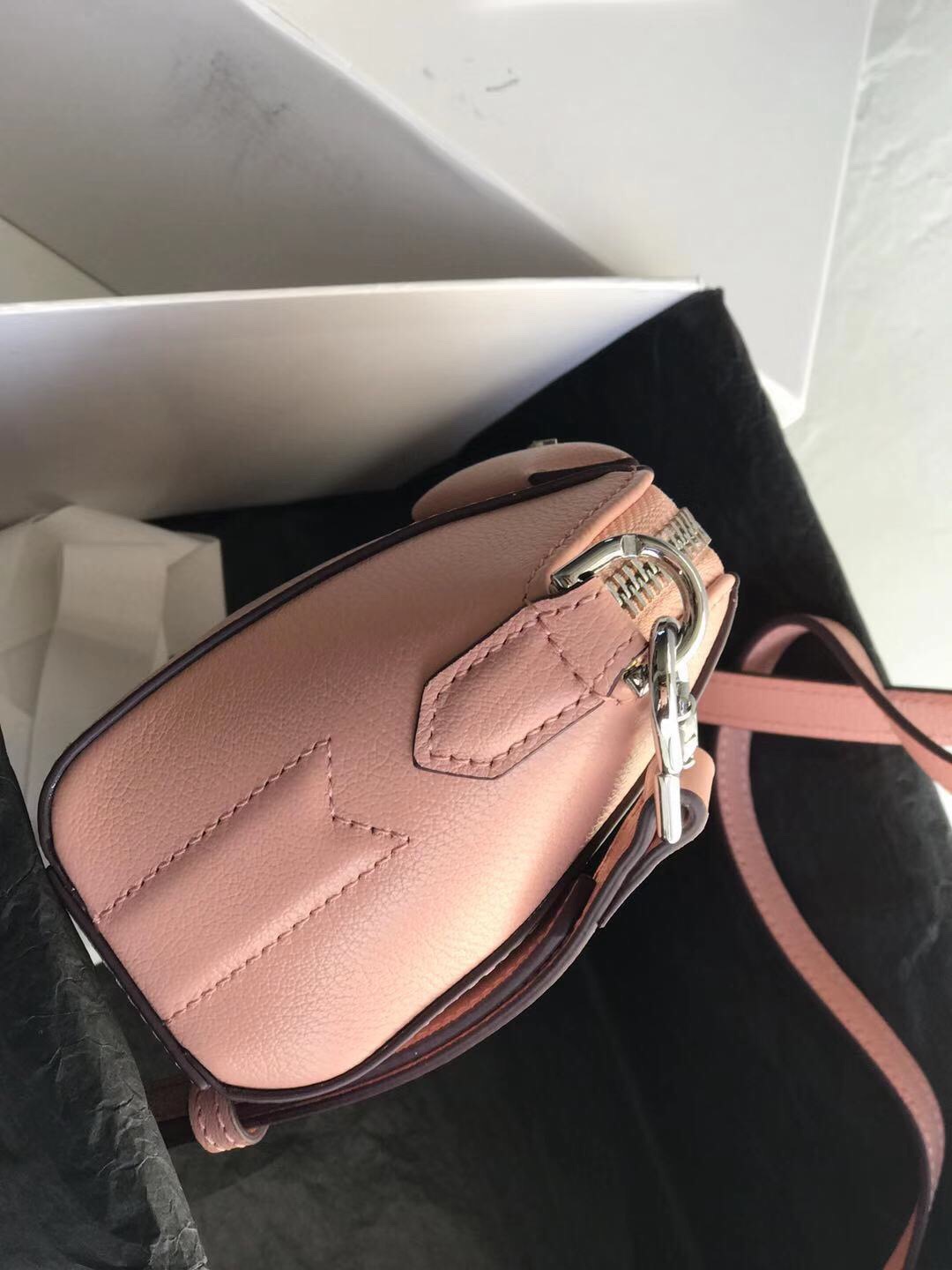 Givenchy Antigona