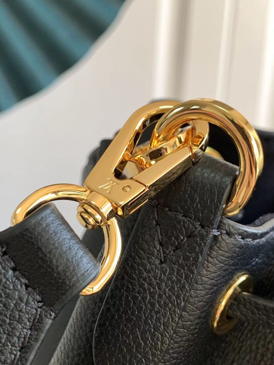 l**is V*t*n lockme bucket