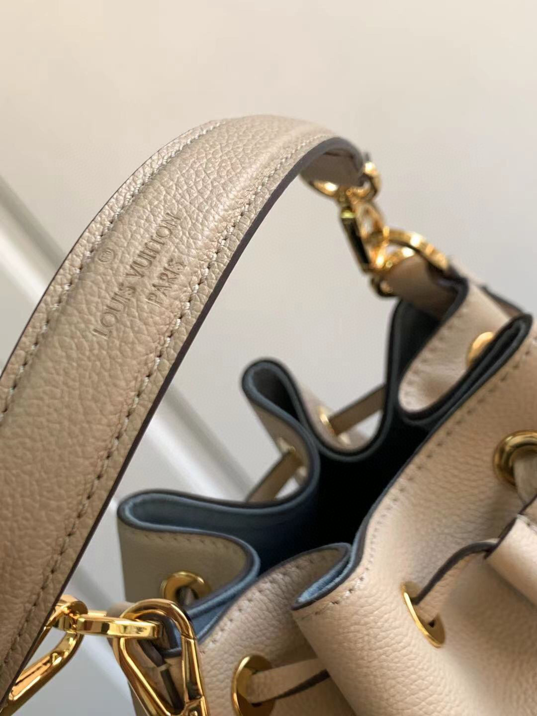 l**is V*t*n lockme bucket