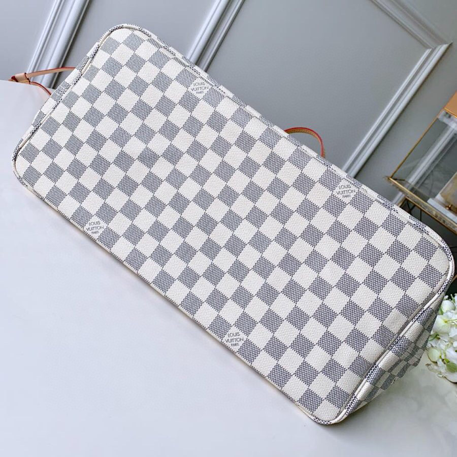 l**is V*t*n neverfull gm