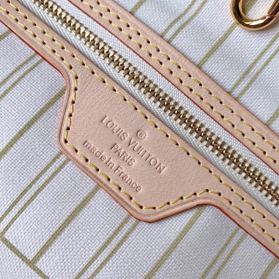l**is V*t*n neverfull gm