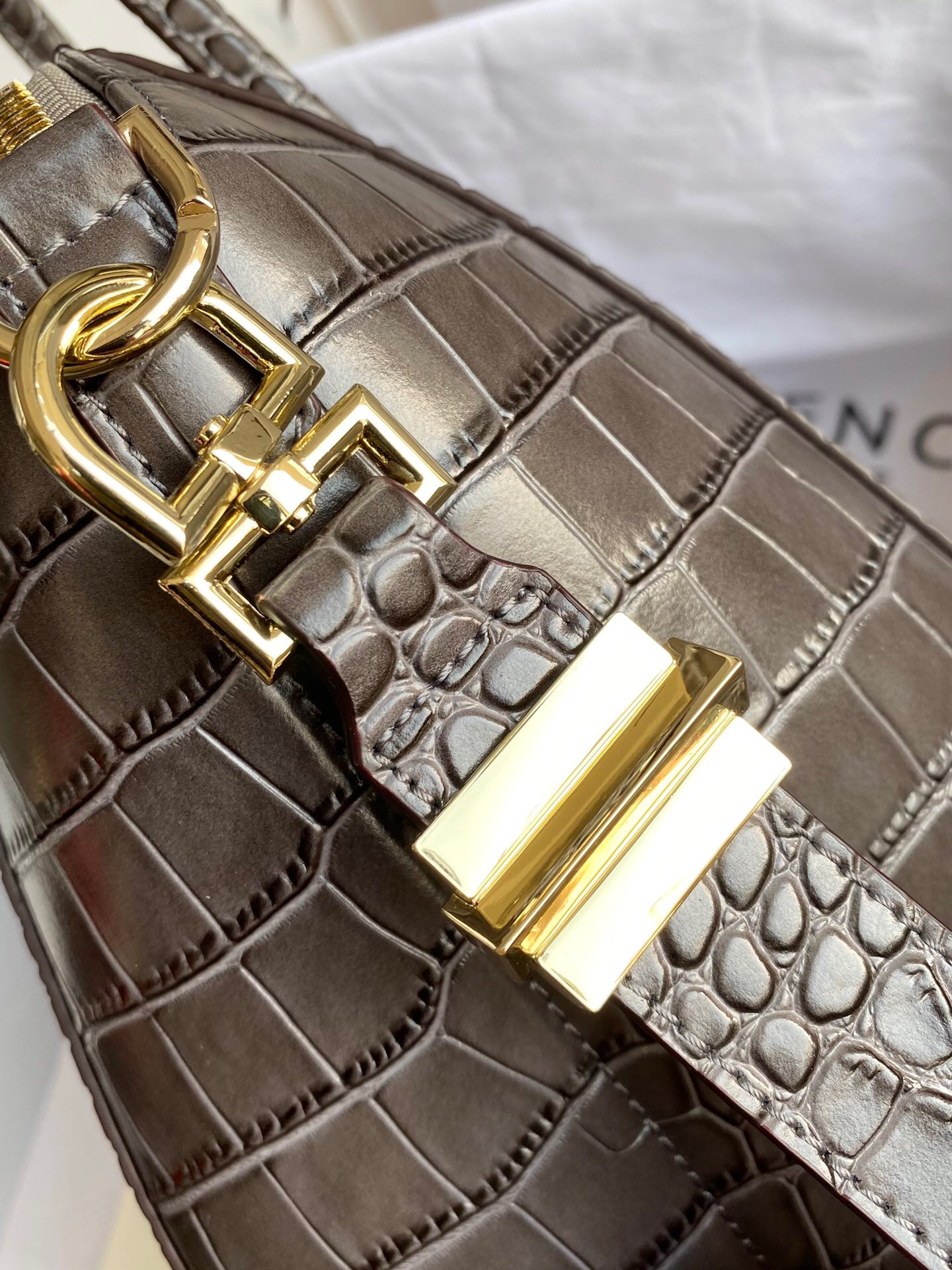 Givenchy Antigona Small