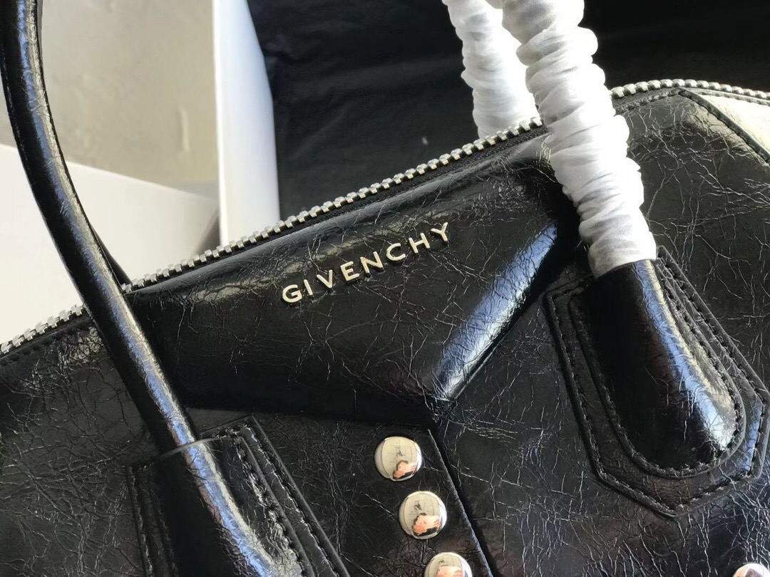 Givenchy Antigona Small
