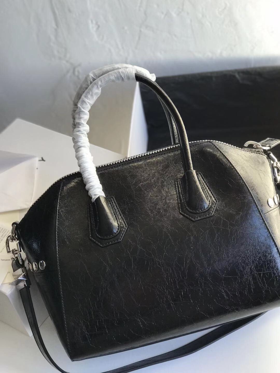 Givenchy Antigona Small