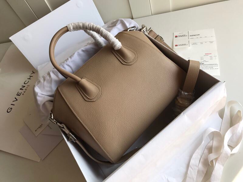 Givenchy Antigona Small