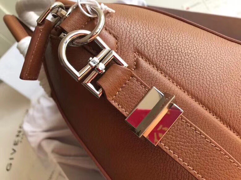 Givenchy Antigona Small