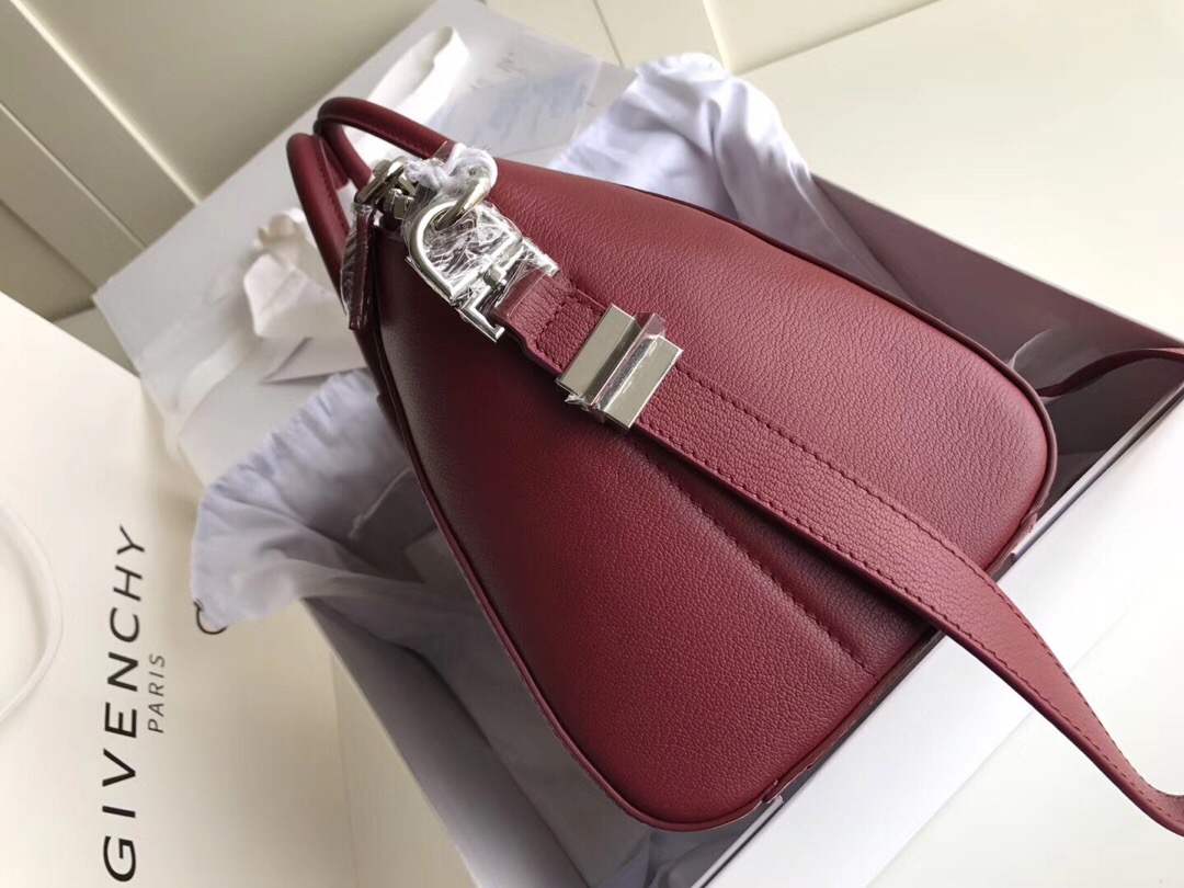 Givenchy Antigona Small