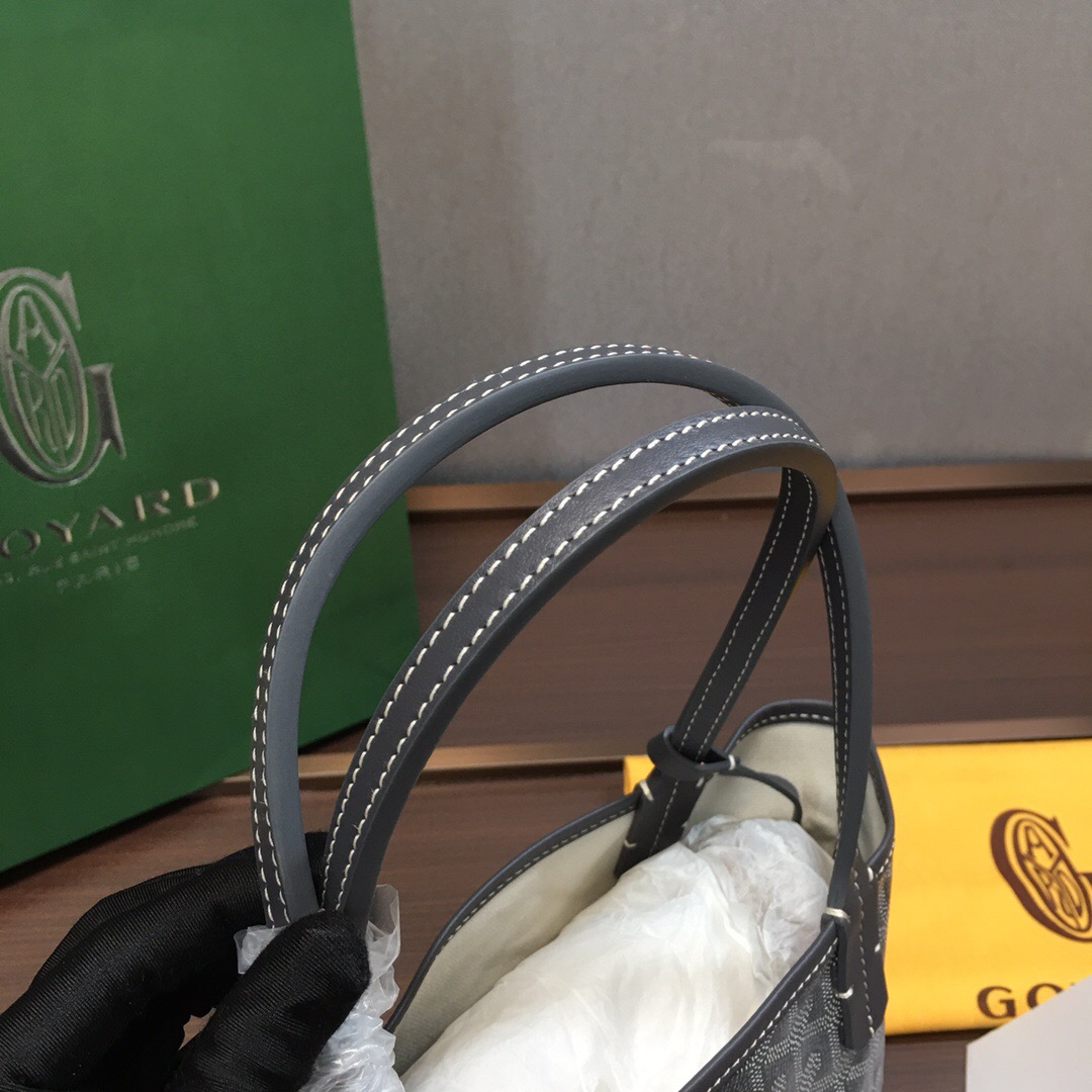 go*ard saint L**is mini tote