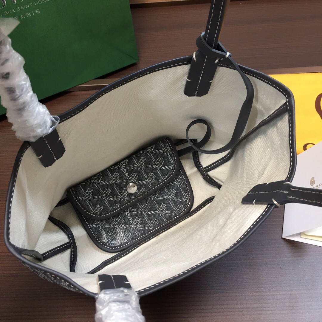 go*ard saint L**is mini tote