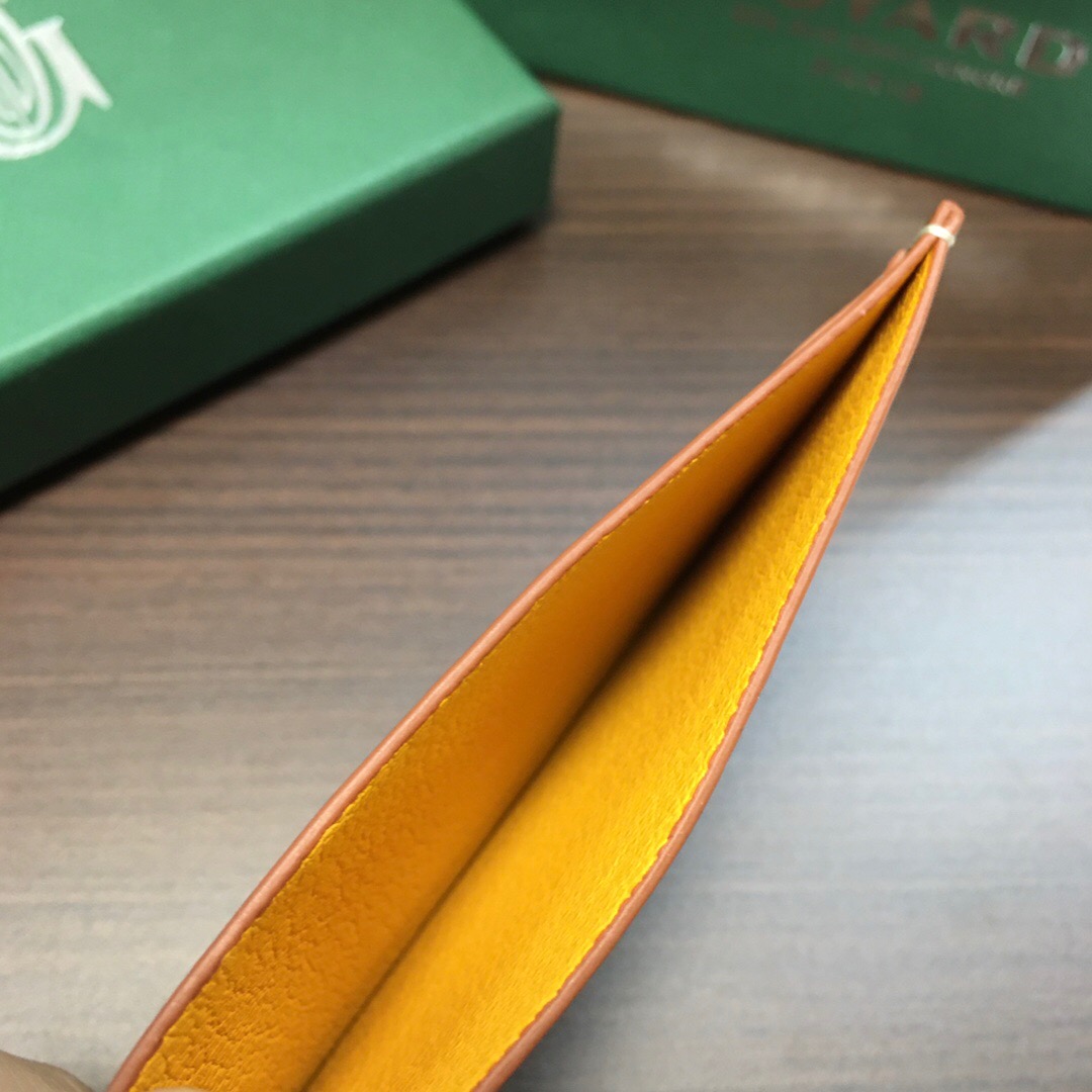 Go*ard card holder