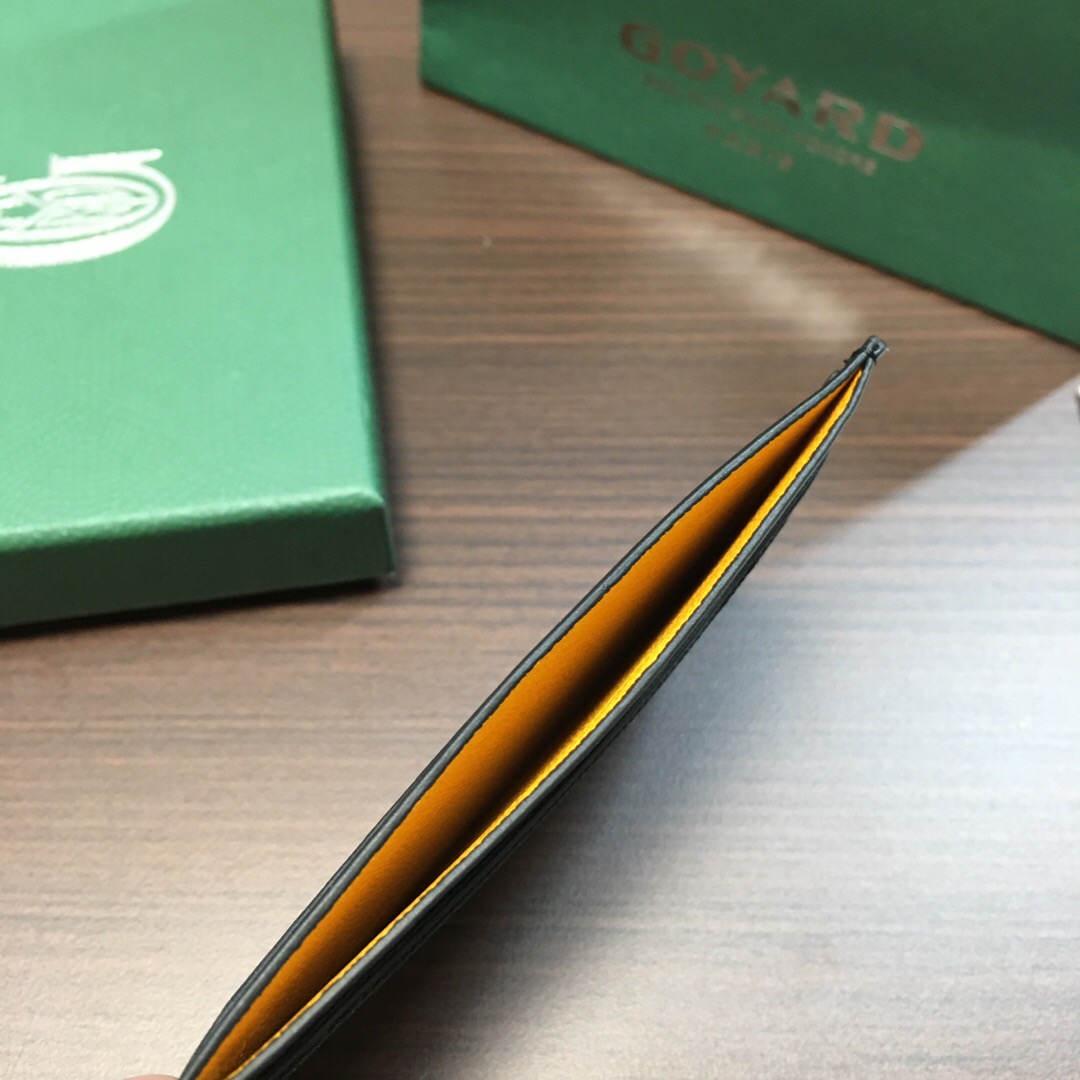 Go*ard card holder