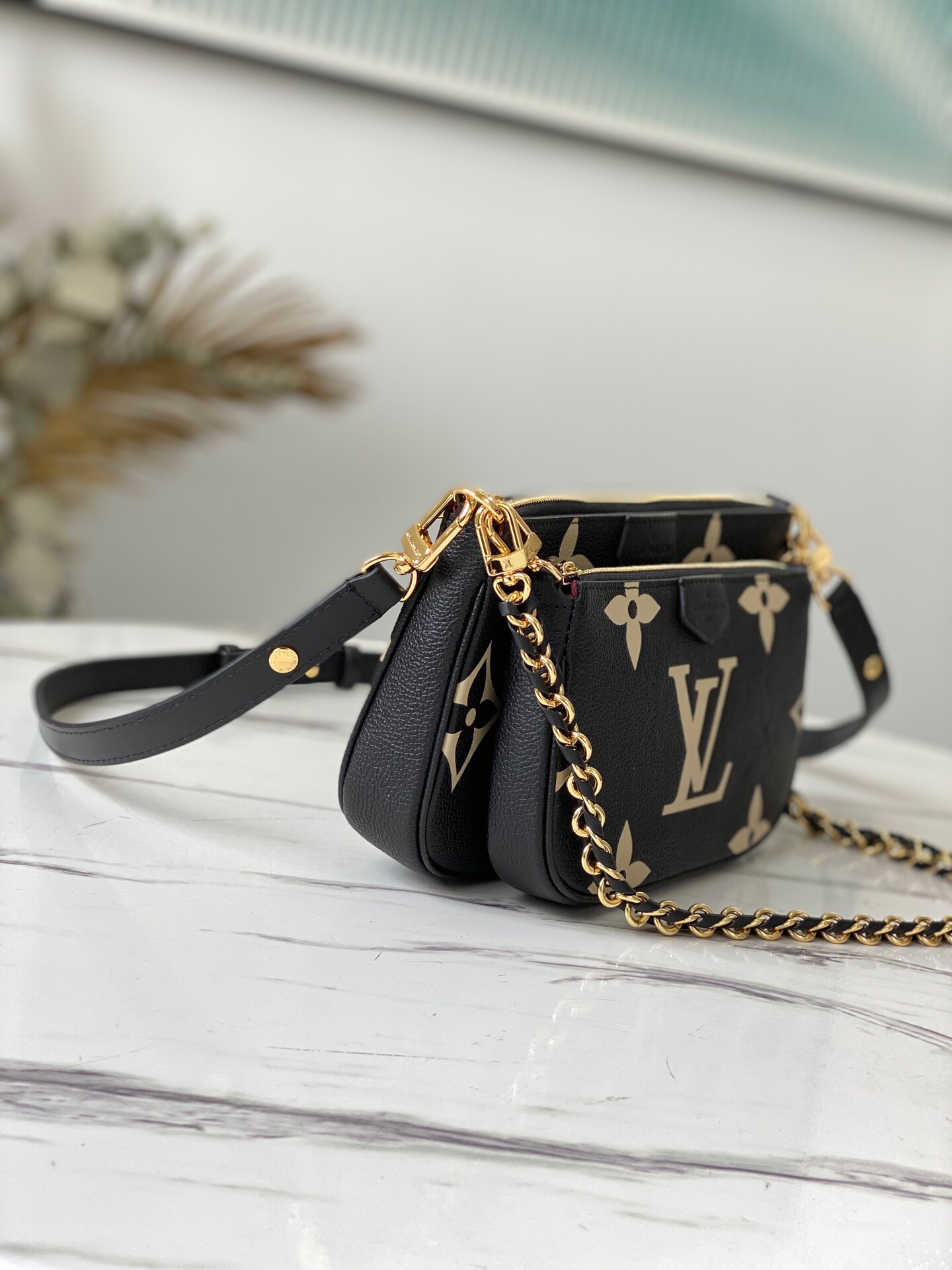 l**is V*t*n multi pochette accessories