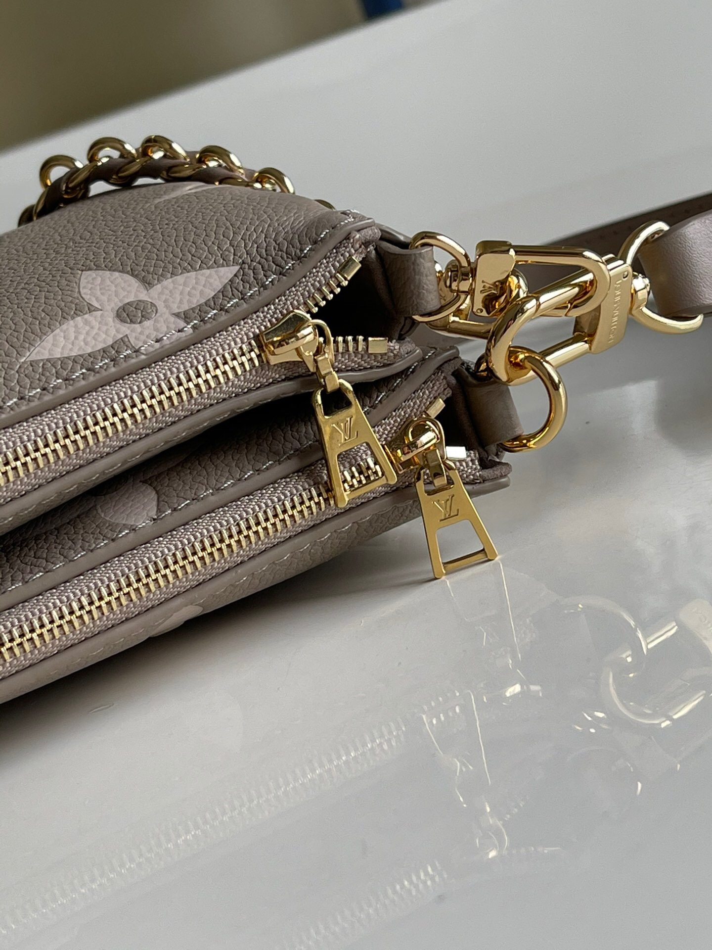 l**is V*t*n multi pochette accessories