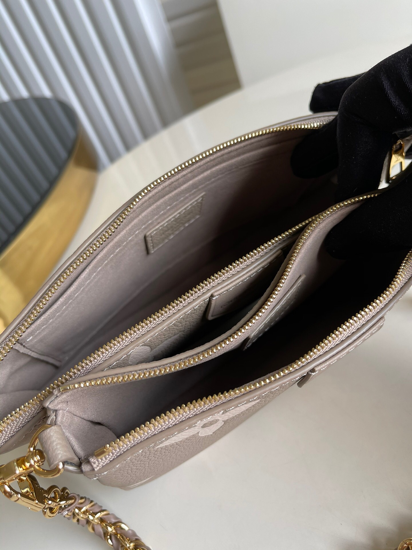 l**is V*t*n multi pochette accessories