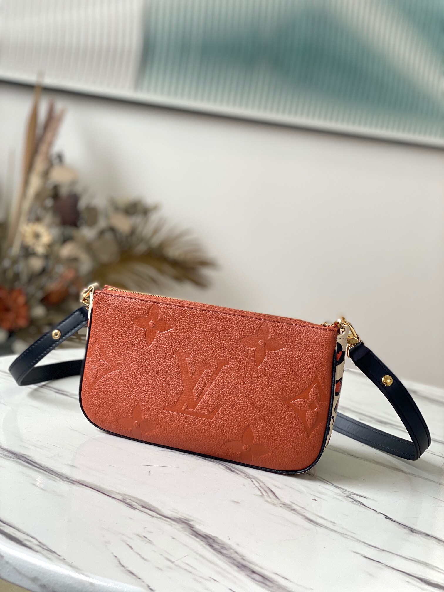 l**is V*t*n multi pochette accessories