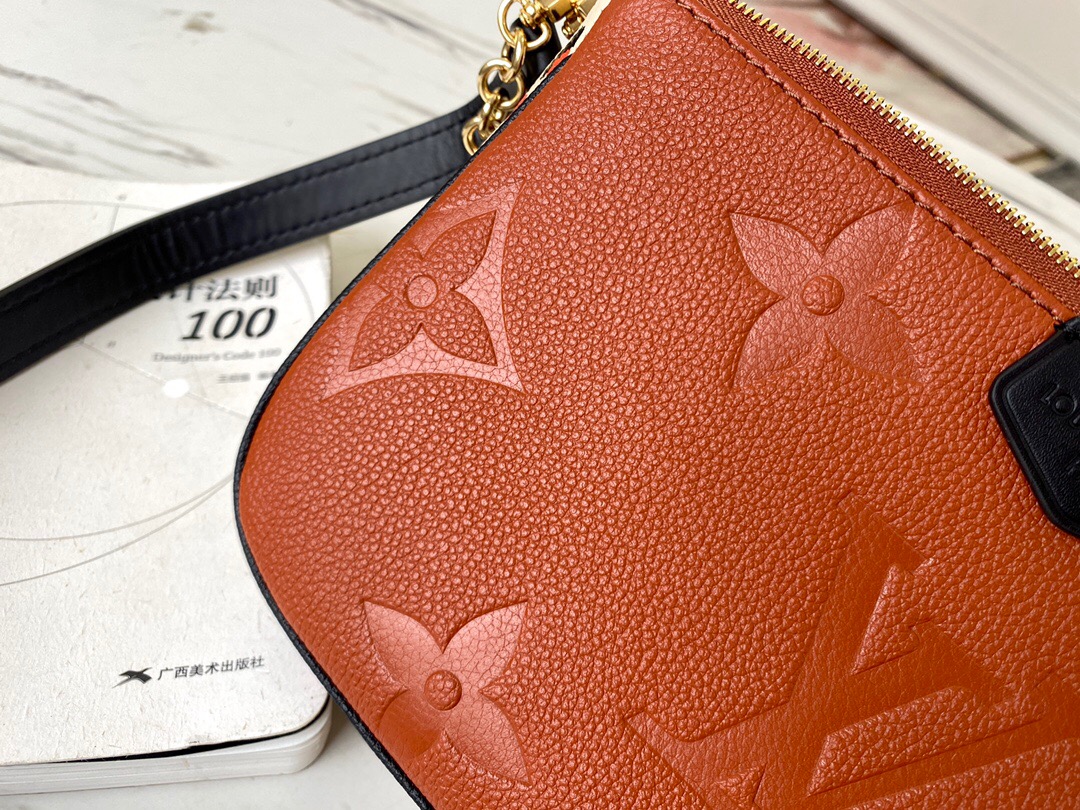 l**is V*t*n multi pochette accessories