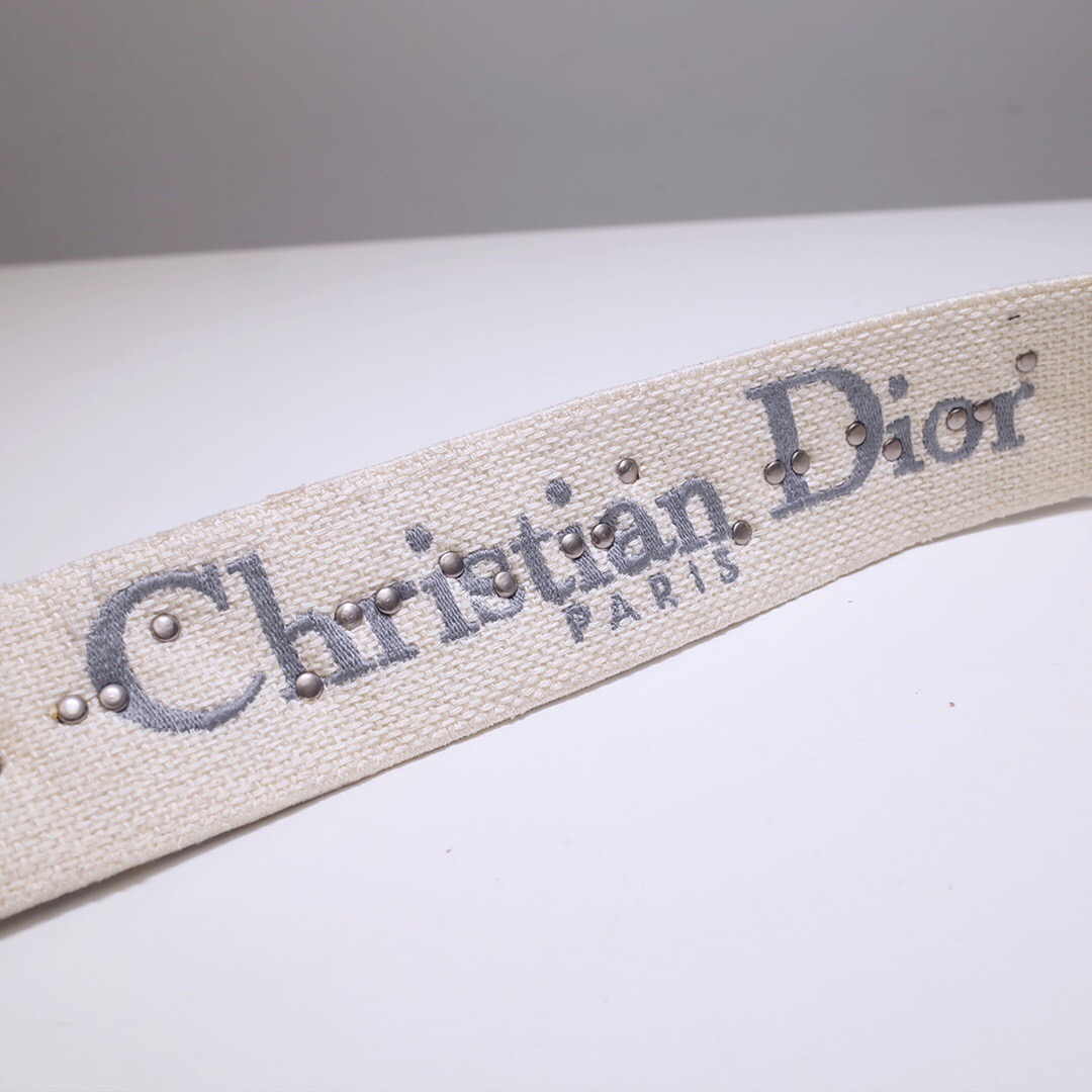 D*or shoulder strap