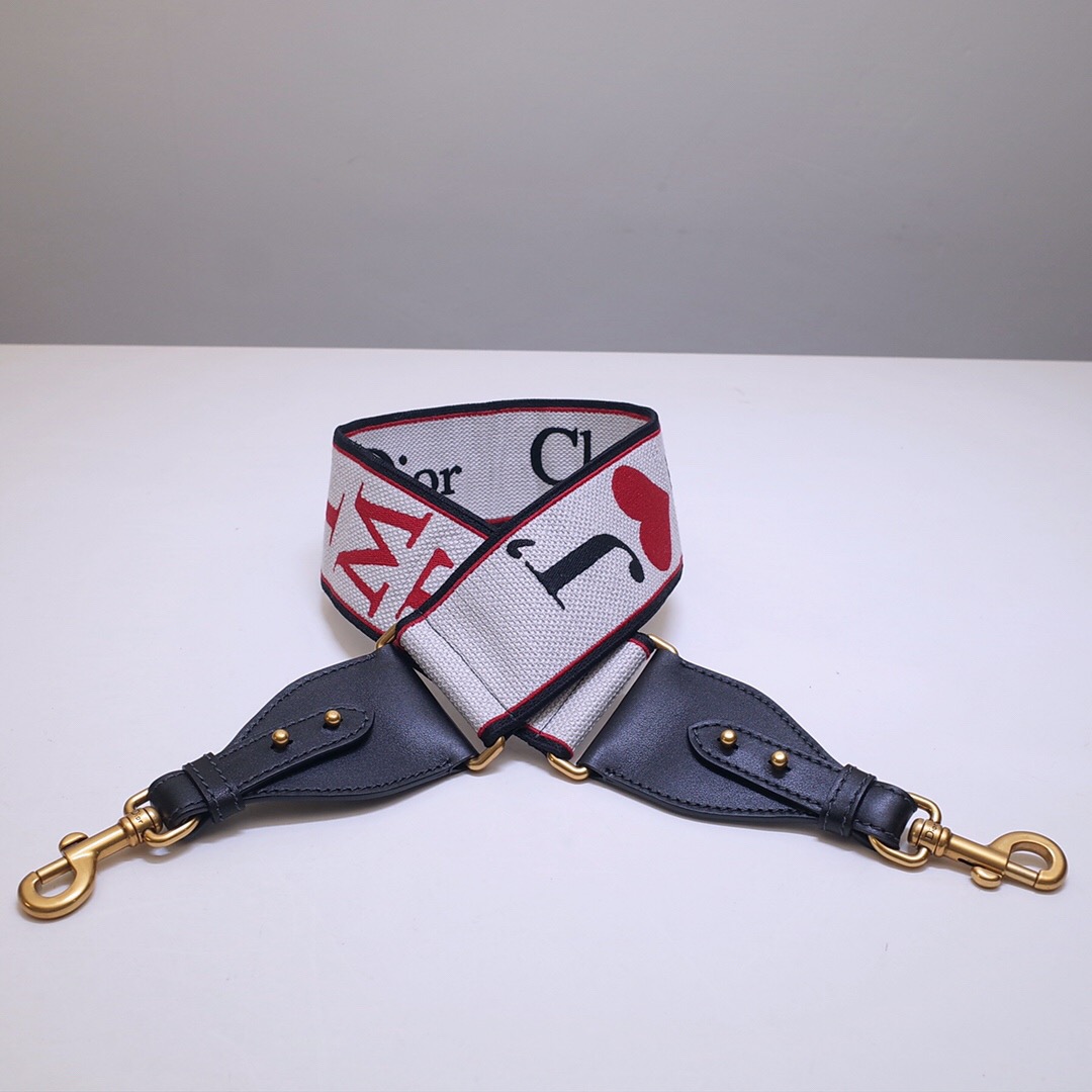 D*or shoulder strap