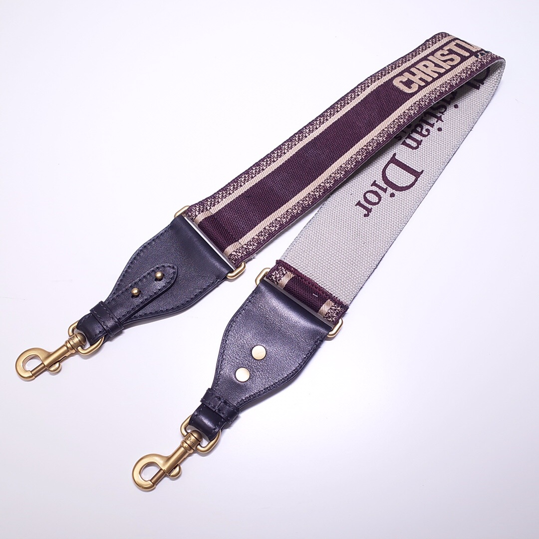 D*or shoulder strap