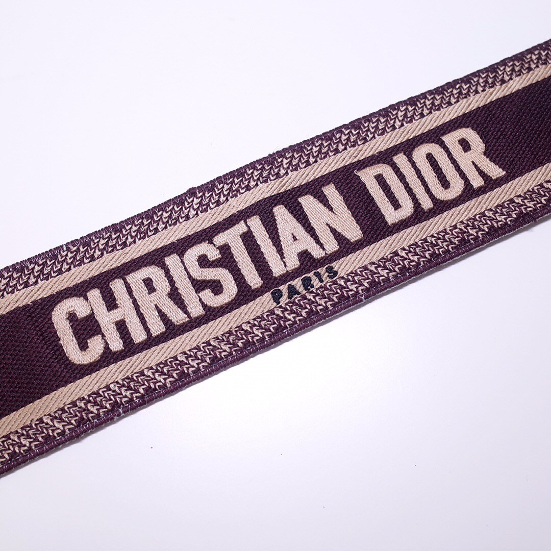 D*or shoulder strap