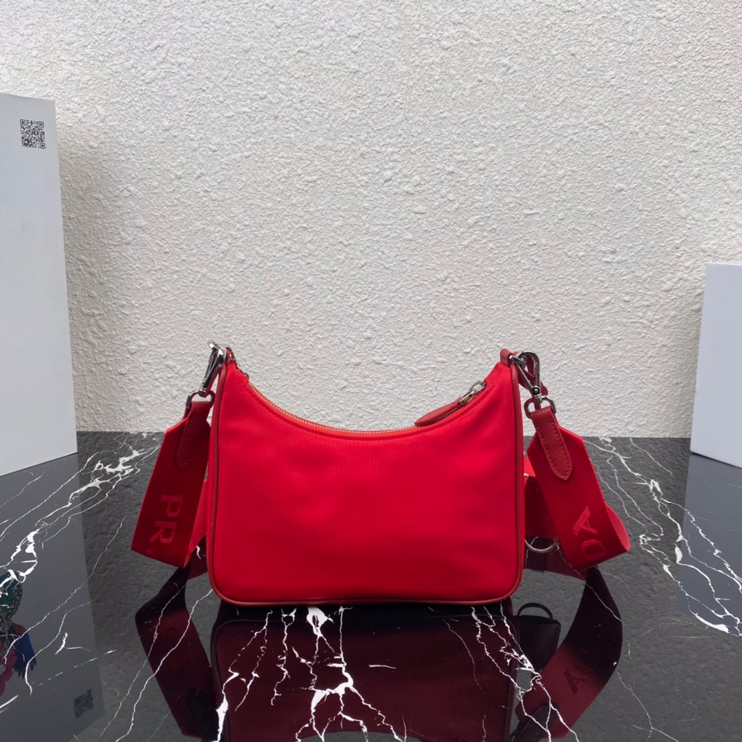 Pra*a nylon hobo