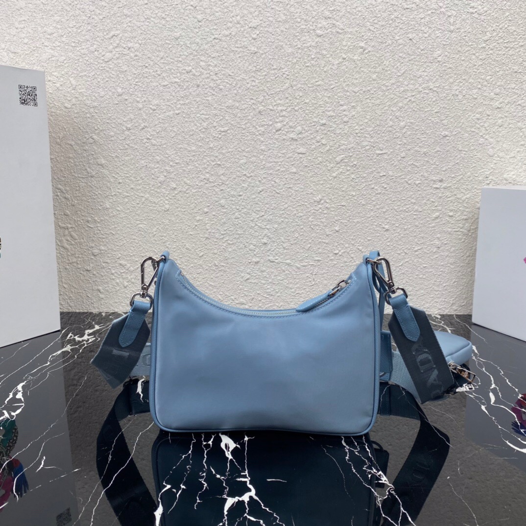 Pra*a nylon hobo