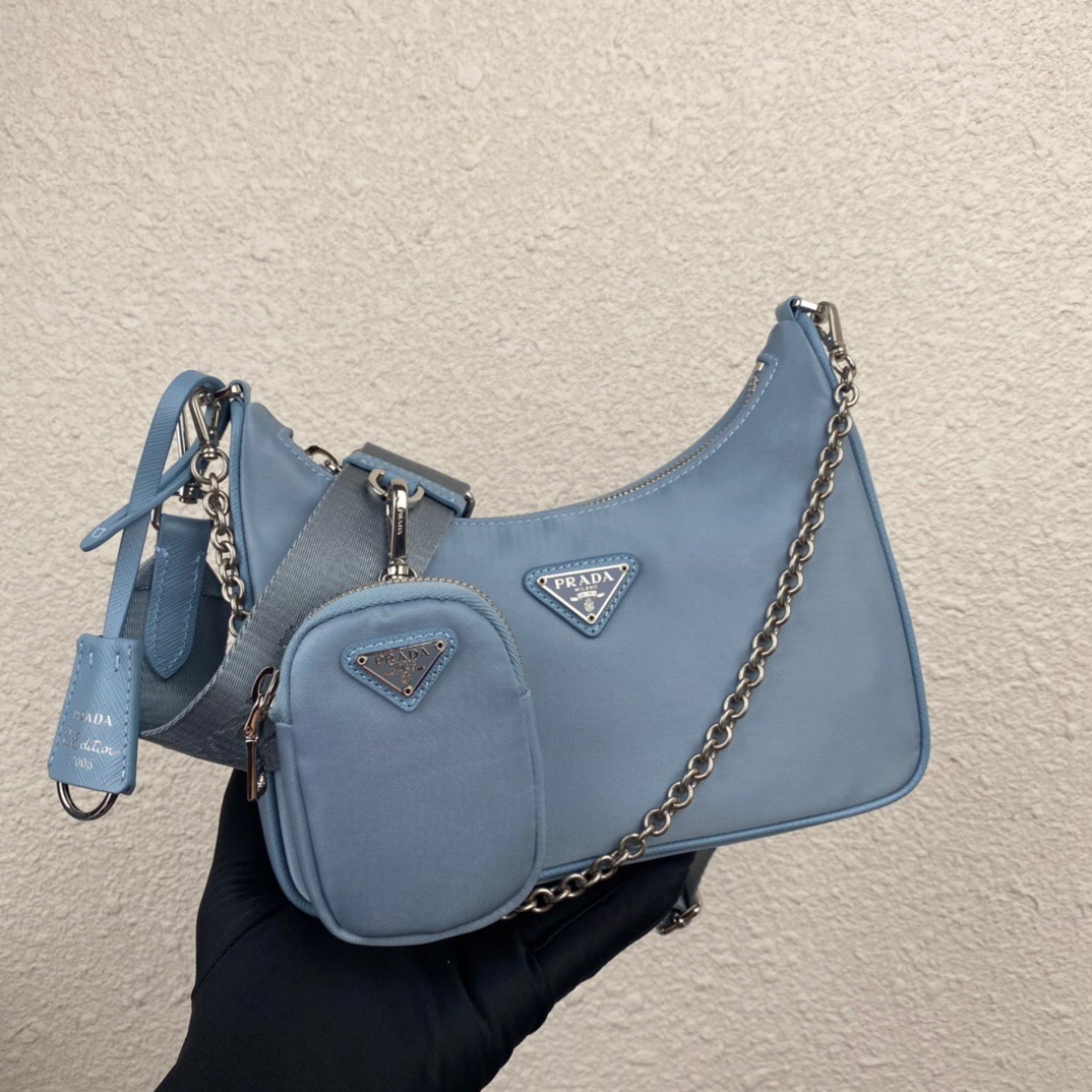 Pra*a nylon hobo