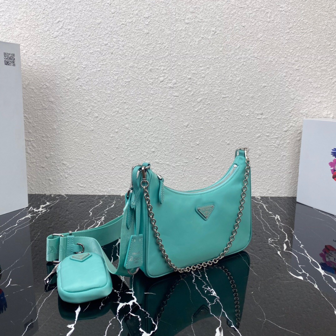 Pra*a nylon hobo