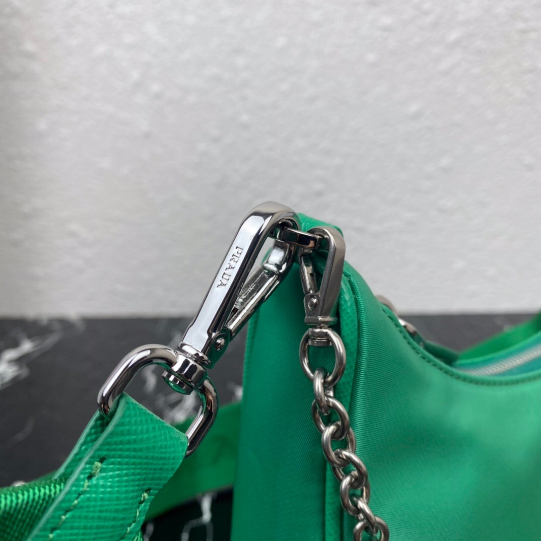 Pra*a nylon hobo