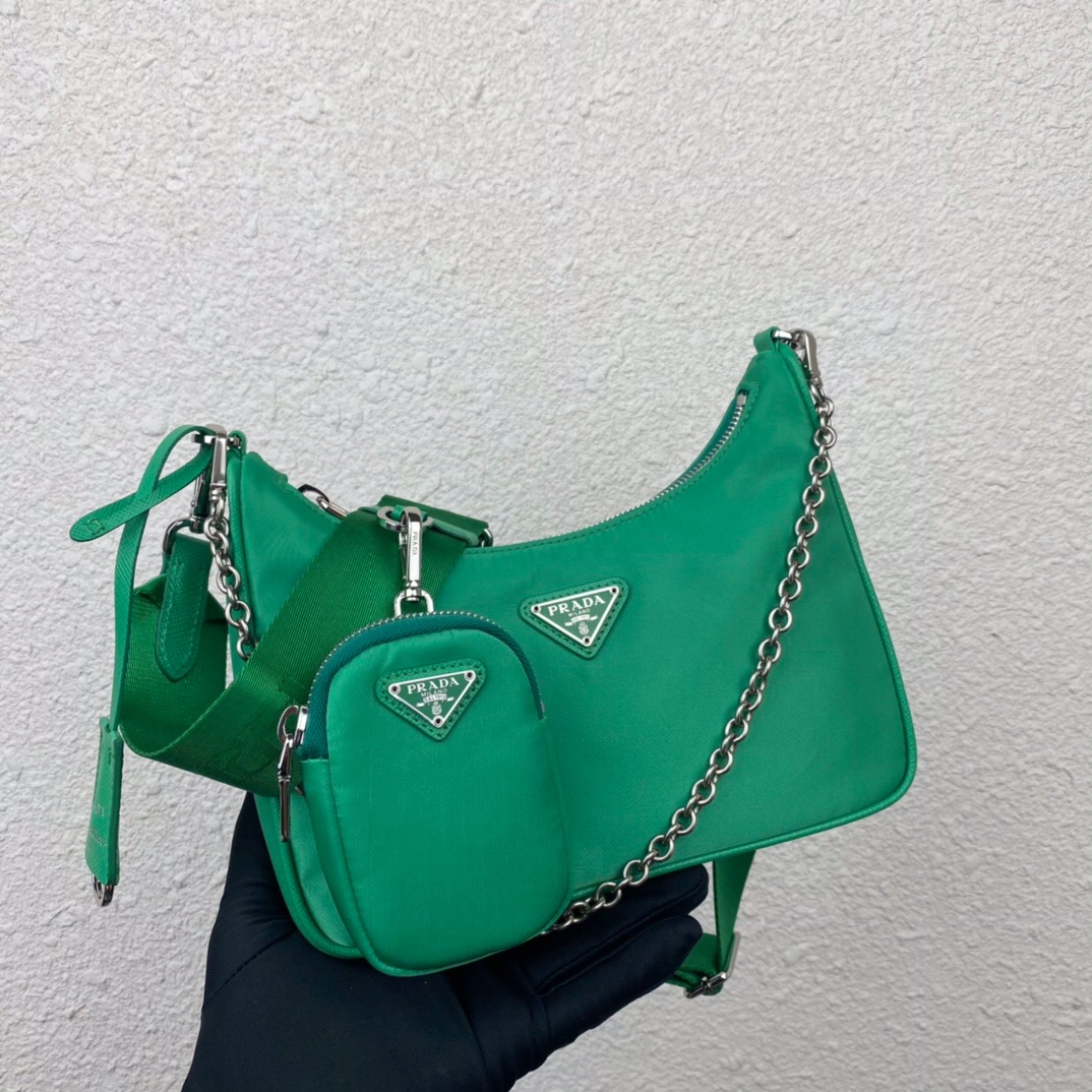 Pra*a nylon hobo