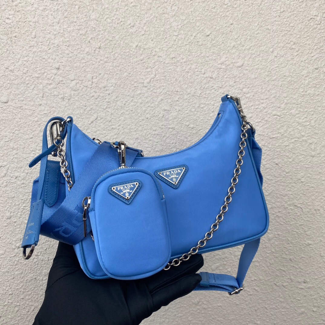 Pra*a nylon hobo