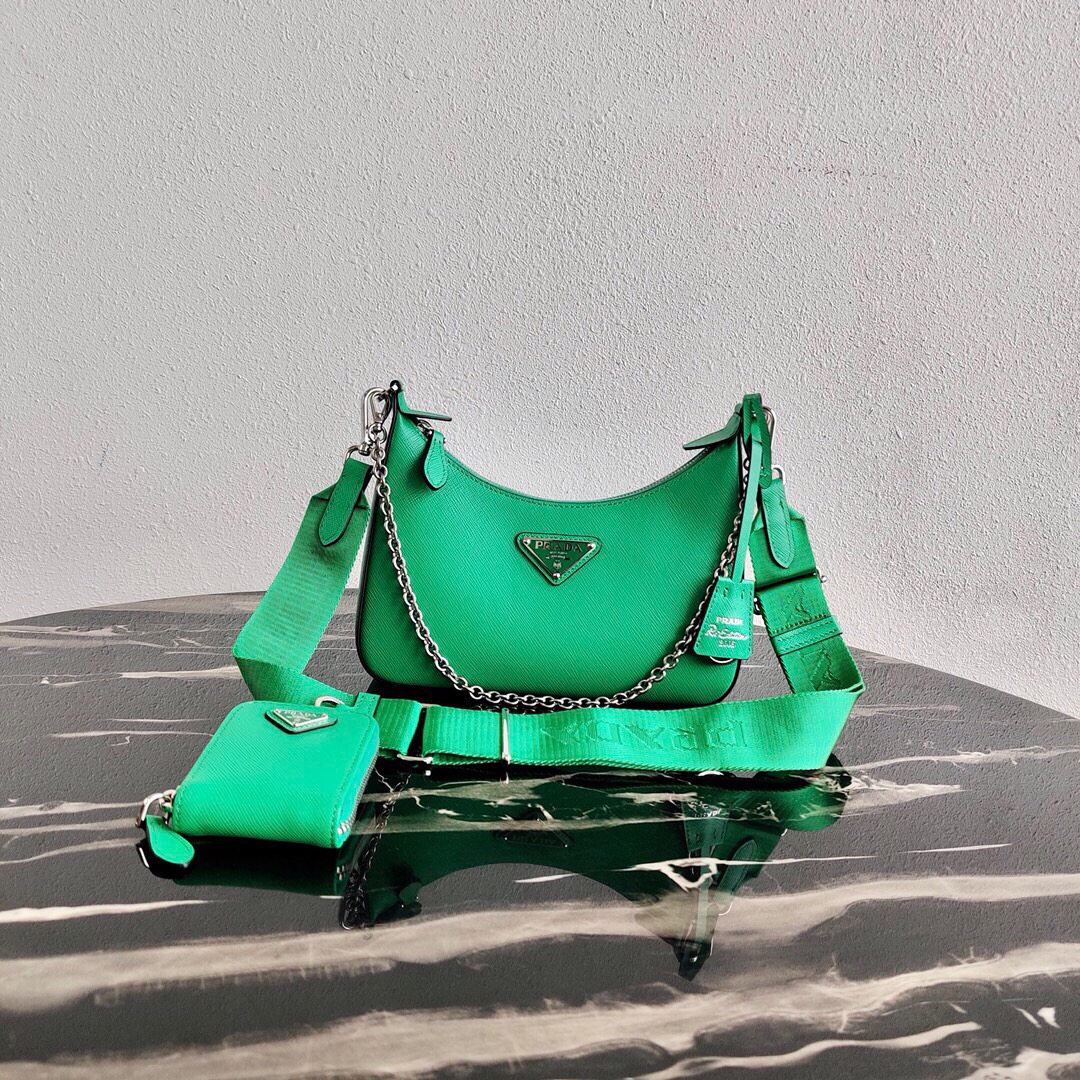 Pra*a re-edition 2005 saffiano leather bag
