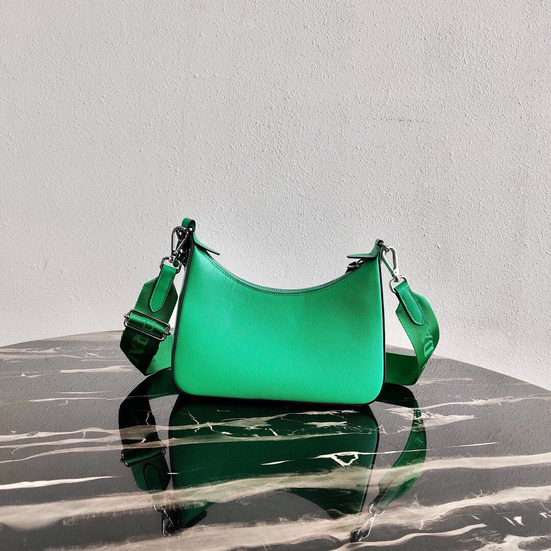 Pra*a re-edition 2005 saffiano leather bag