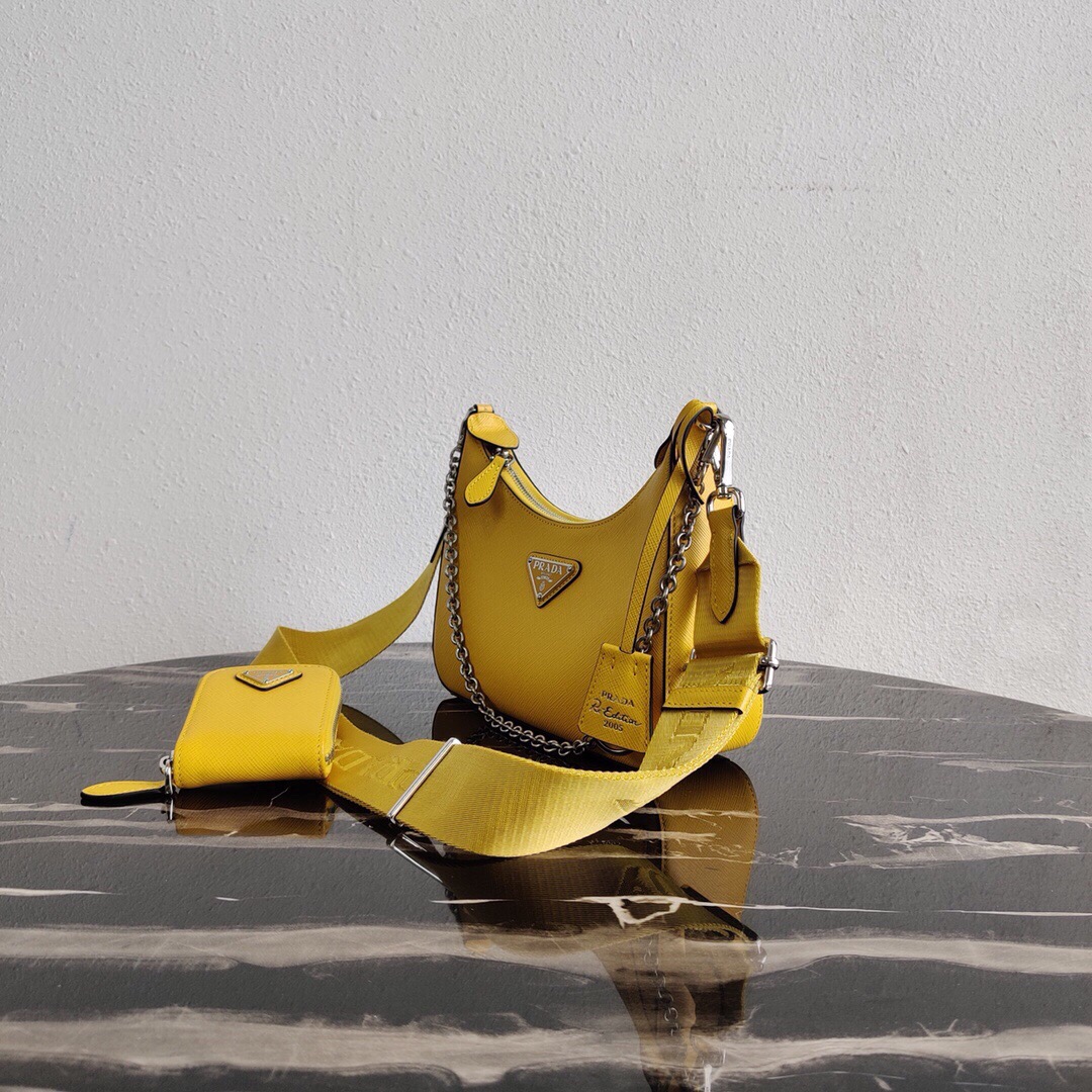 Pra*a re-edition 2005 saffiano leather bag