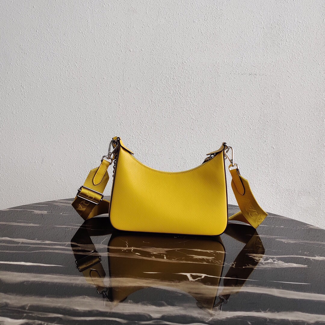 Pra*a re-edition 2005 saffiano leather bag