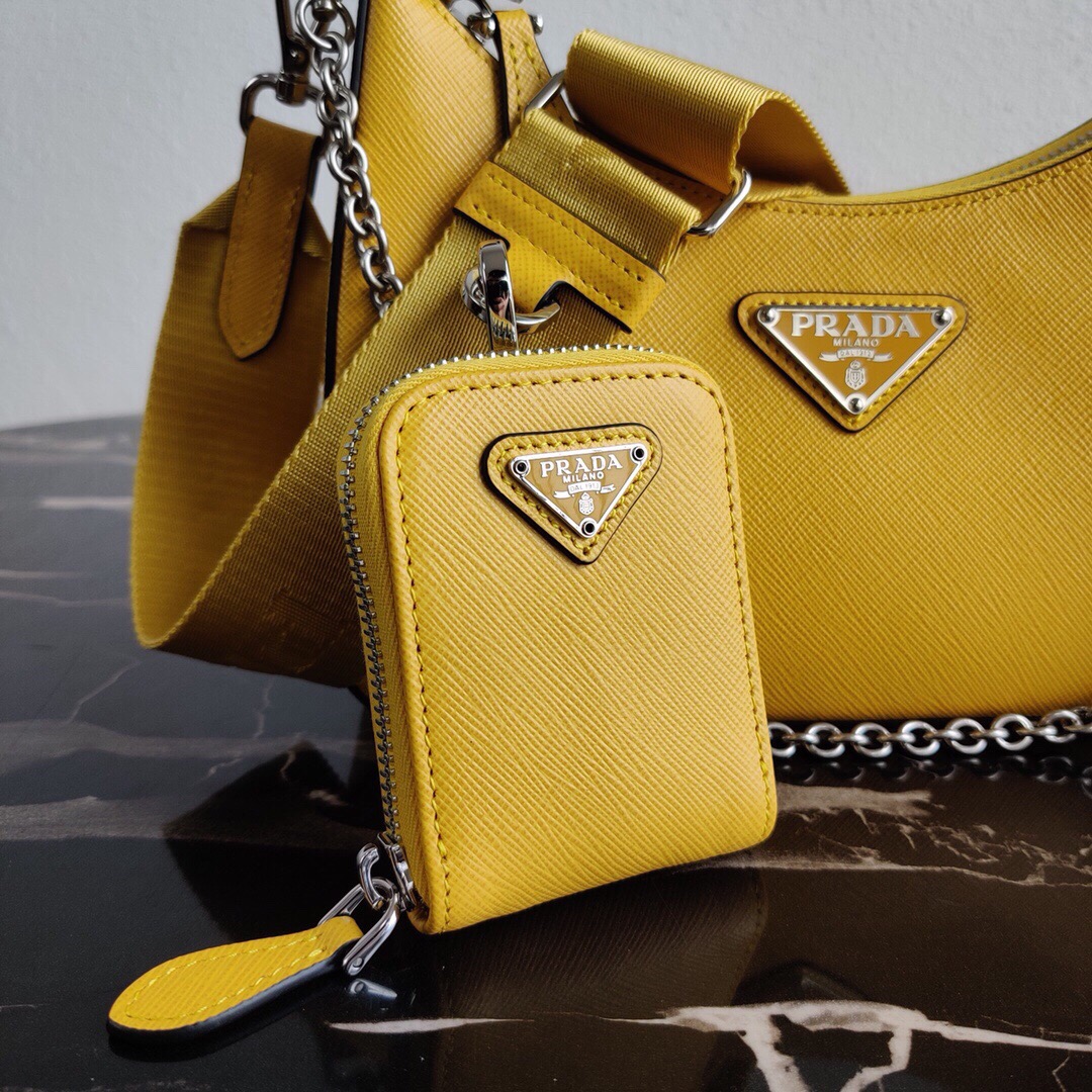 Pra*a re-edition 2005 saffiano leather bag