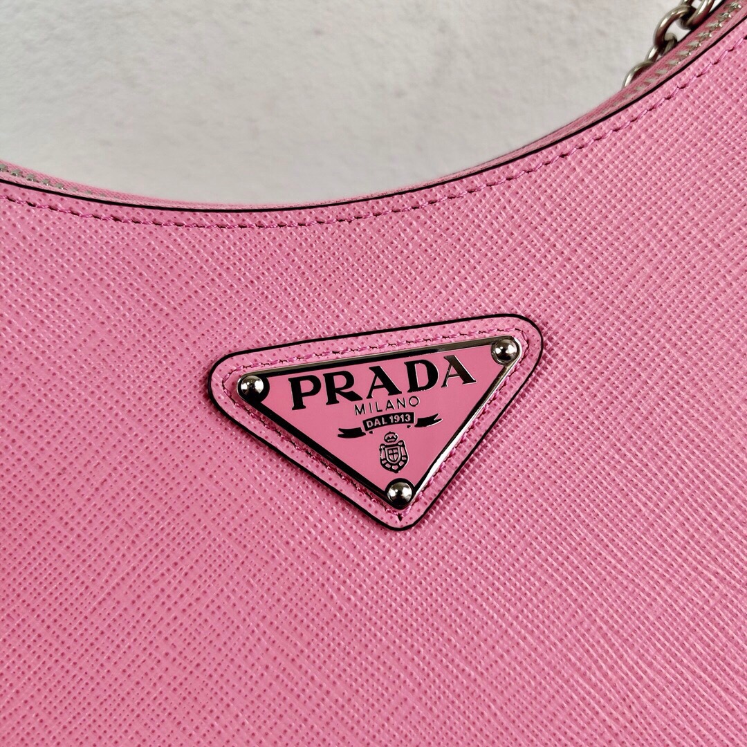 Pra*a re-edition 2005 saffiano leather bag